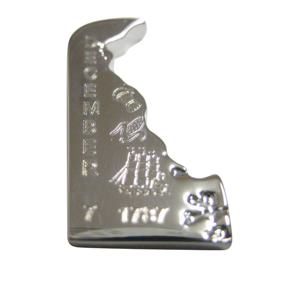 Delaware State Map Shape and Flag Design Magnet - Picture 1 of 2